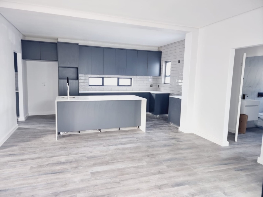 4 Bedroom Property for Sale in Sandown Western Cape